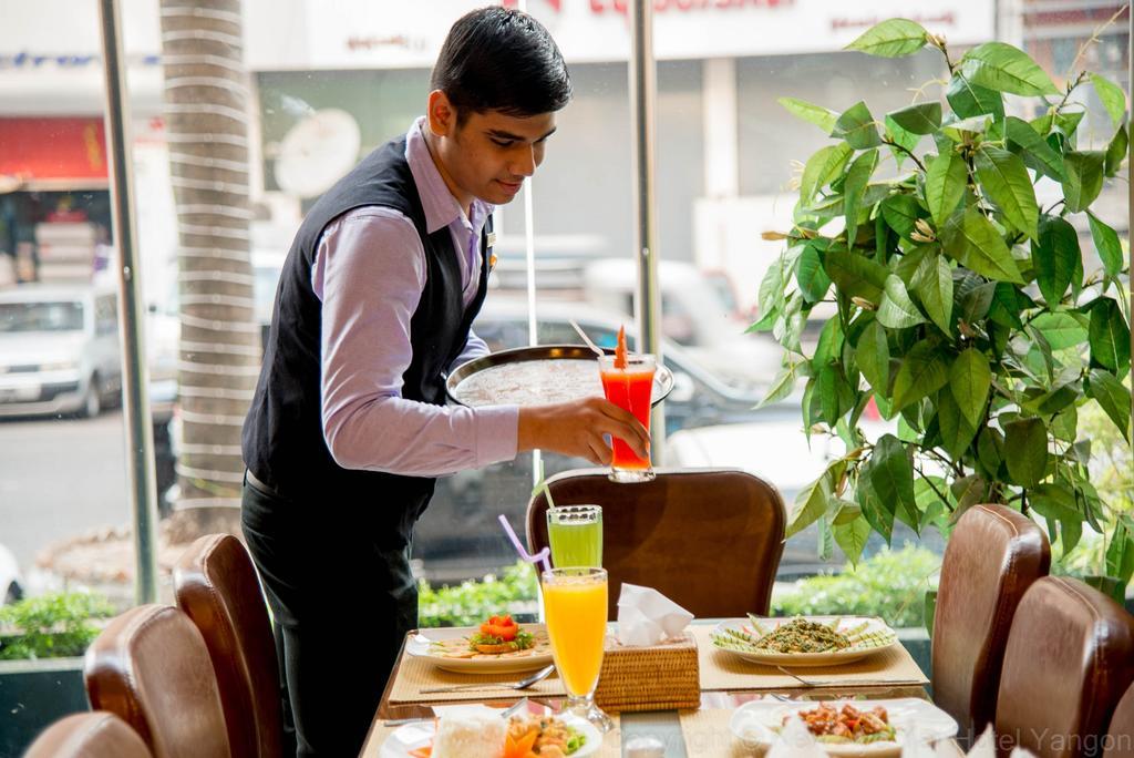 City Hotel Rangun Zewnętrze zdjęcie